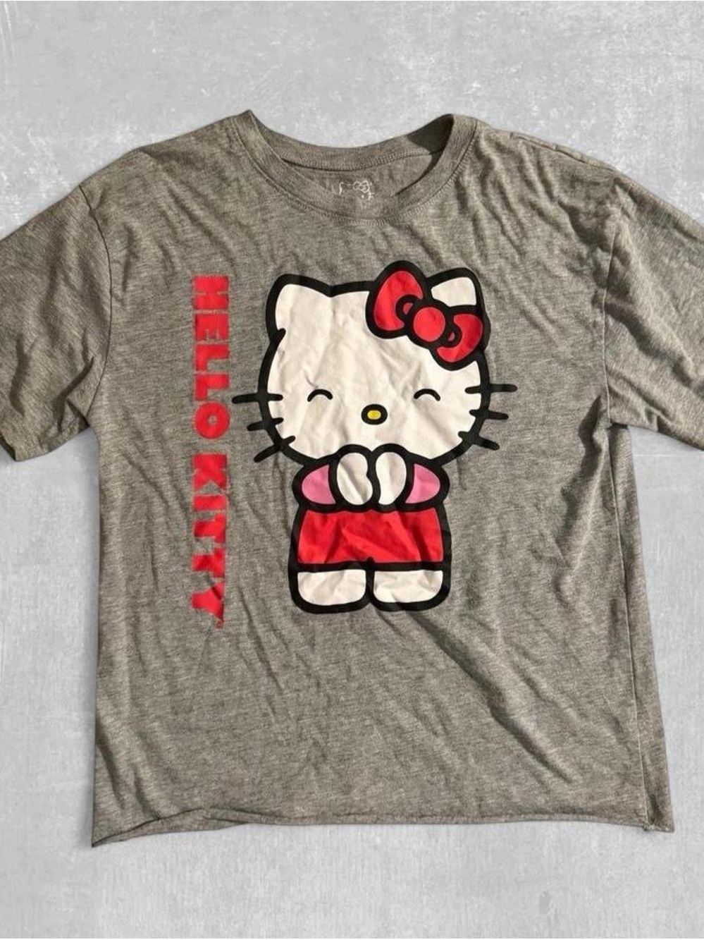Hello Kitty Gray Tee with Red and Pink Graphic